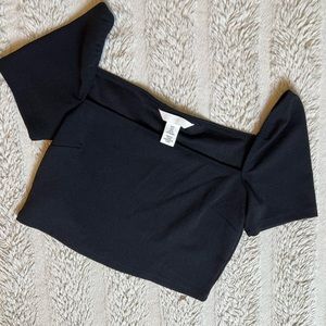 NWT H&M Women’s Cropped Black Blouse